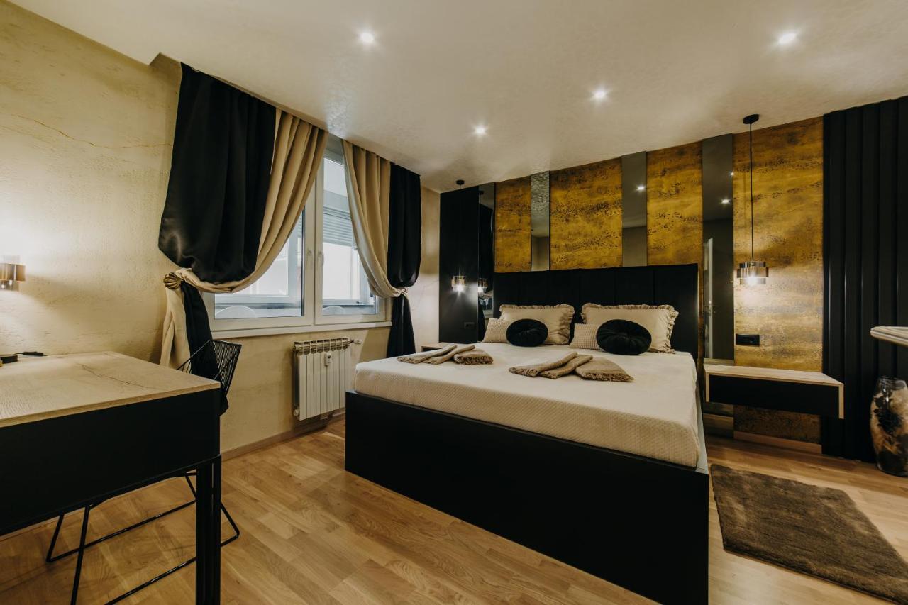 Апартаменти Apartman Stari Toranj II Вуковар Екстер'єр фото