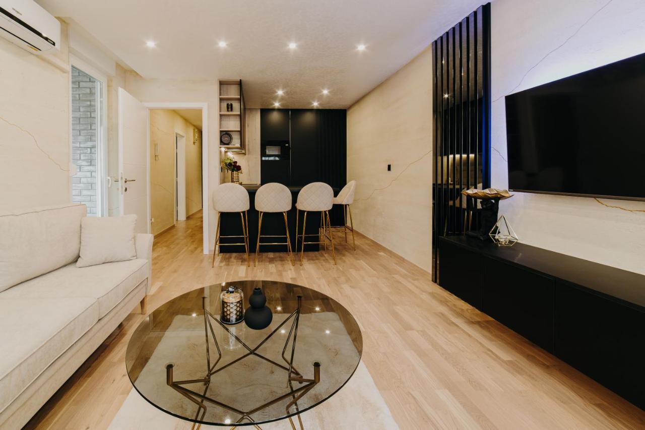 Апартаменти Apartman Stari Toranj II Вуковар Екстер'єр фото