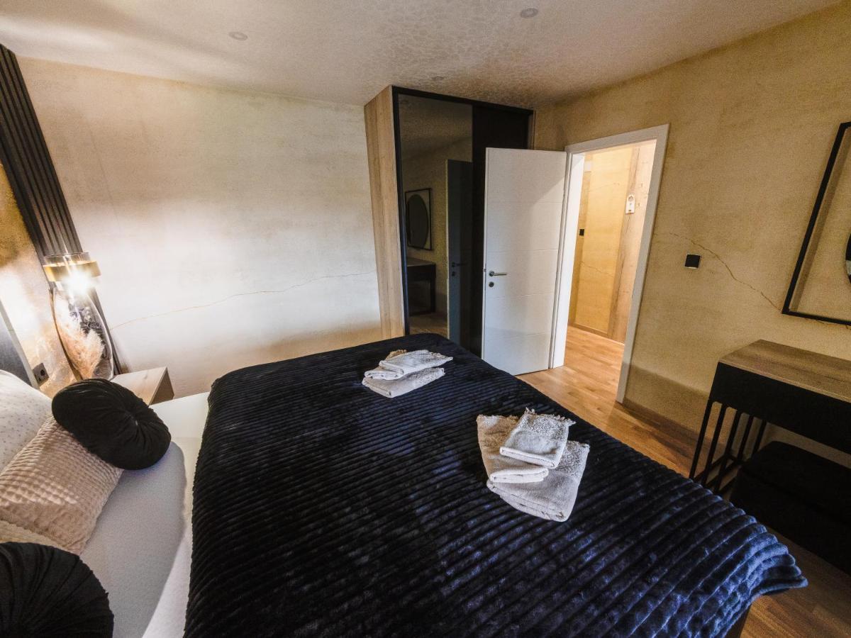 Апартаменти Apartman Stari Toranj II Вуковар Екстер'єр фото